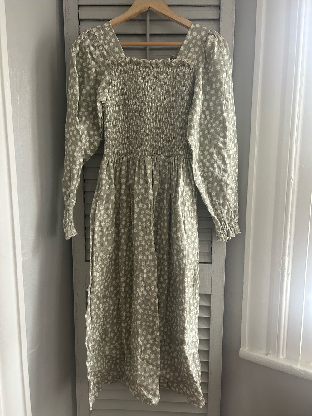Smocked Square-Neck Long Sleeve Midi Dress in Sage Floral
